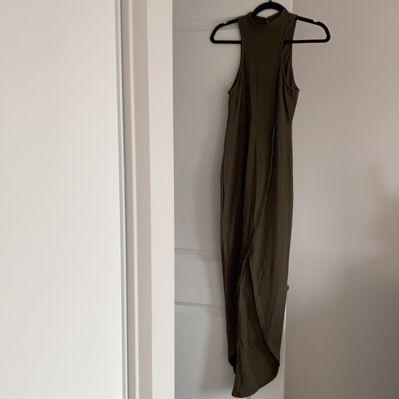 High Neck Dress! - Picture 2 of 5